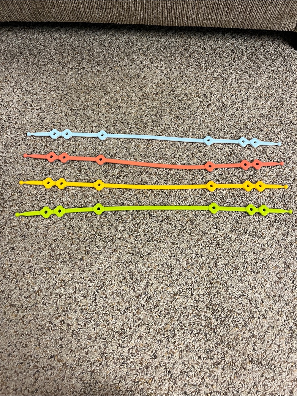 🍀6/$20 Toy safety straps- 4pk silicone pacifier clips